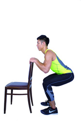 坐椅子深蹲瘦身法 強(qiáng)心肺打造瘦子體質(zhì) 坐椅子深蹲瘦身法 強(qiáng)心肺打造瘦子體質(zhì)