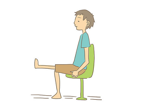 膝蓋疼是怎么回事 伸展操緩膝痛 膝蓋疼是怎么回事 伸展操緩膝痛