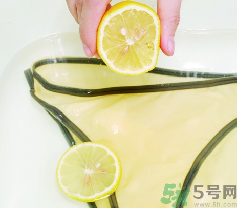 生理期內(nèi)褲床單上有血跡怎么清洗的小妙招 生理期內(nèi)褲床單上有血跡怎么清洗的小妙招