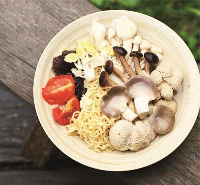 ?蚵仔湯抗痘、泡菜拌飯助睡眠 10款排毒抗發(fā)炎菜單