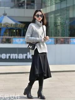 高領(lǐng)毛衣怎么搭配 選擇裙子會(huì)更美 高領(lǐng)毛衣怎么搭配 選擇裙子會(huì)更美