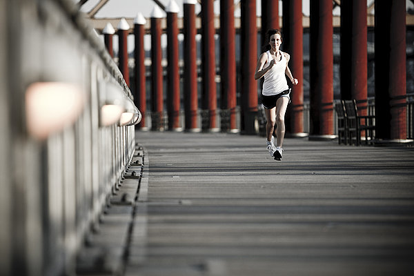 怎么鍛煉臀部肌肉與核心肌群 怎么鍛煉臀部肌肉與核心肌群