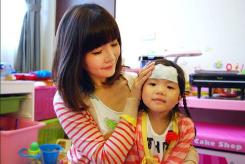 感冒發(fā)燒用什么方法退燒 酒精擦拭退燒的正確方法 感冒發(fā)燒用什么方法退燒 酒精擦拭退燒的正確方法