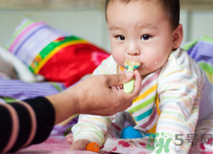 寶寶拉肚子脫水吃什么食物好.png 寶寶拉肚子脫水吃什么食物好.png