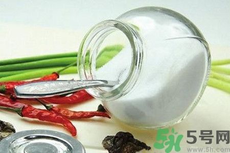 少鹽清淡不好吃?過年護(hù)心菜好 少鹽清淡不好吃?過年護(hù)心菜好