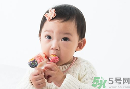 8個月寶寶可以喝蜂蜜水嗎 孩子哭鬧給吃糖好嗎 8個月寶寶可以喝蜂蜜水嗎 孩子哭鬧給吃糖好嗎