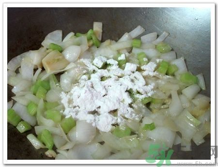 西蘭花減肥餐怎么做 西蘭花減肥食譜做法 西蘭花減肥餐怎么做 西蘭花減肥食譜做法