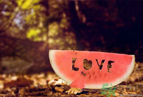 木瓜能豐胸 吃西瓜能豐胸嗎 木瓜能豐胸 吃西瓜能豐胸嗎