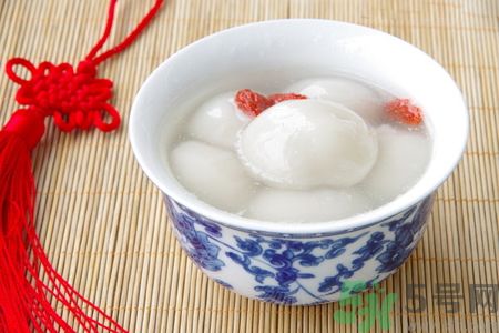 湯圓和米酒能一起吃嗎?米酒湯圓同吃會(huì)怎么樣?