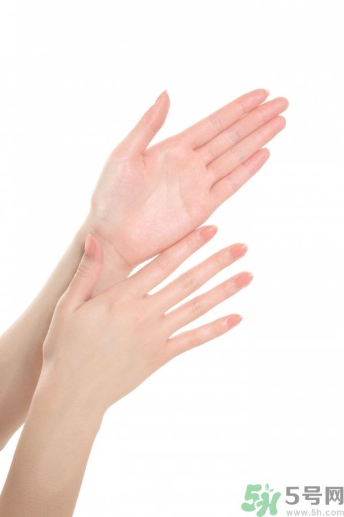 保養(yǎng)不止是臉部 脖子瘦背的保養(yǎng)方式 保養(yǎng)不止是臉部 脖子瘦背的保養(yǎng)方式