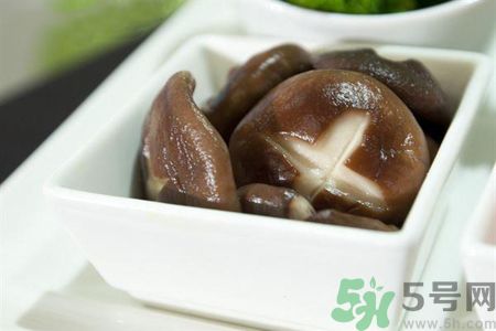 湯圓怎么吃不會(huì)胖?搭配無(wú)糖綠茶和烏龍茶好 湯圓怎么吃不會(huì)胖?搭配無(wú)糖綠茶和烏龍茶好