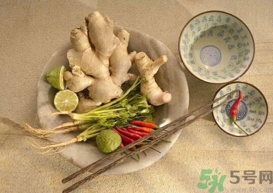 生姜治療脫發(fā)怎么用?生姜治脫發(fā)使用方法 生姜治療脫發(fā)怎么用?生姜治脫發(fā)使用方法