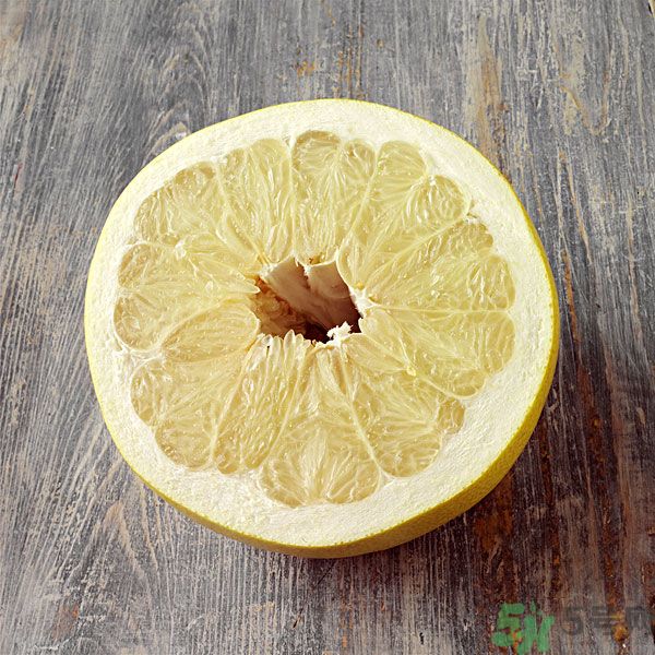 柚子皮可以防蚊蟲嗎 柚子皮有什么用 柚子皮可以防蚊蟲嗎 柚子皮有什么用