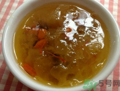 藏紅花和紅棗能一起泡水喝嗎?可以一起泡著喝嗎.png 藏紅花和紅棗能一起泡水喝嗎?可以一起泡著喝嗎.png