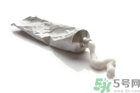 屁股上長痘痘了怎么辦?屁股上長痘痘怎么治療? 屁股上長痘痘了怎么辦?屁股上長痘痘怎么治療?