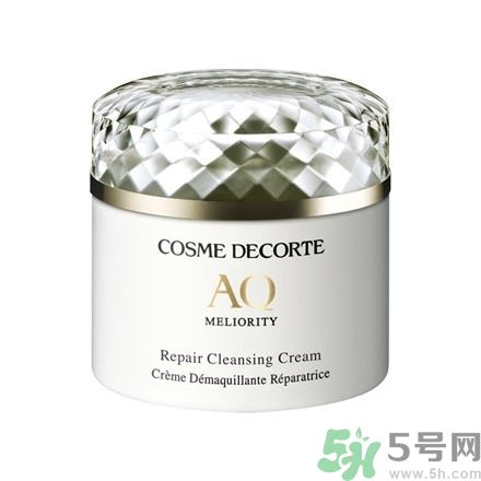 平時(shí)不保養(yǎng) 也能有干燥無(wú)緣的水嫩肌膚 平時(shí)不保養(yǎng) 也能有干燥無(wú)緣的水嫩肌膚