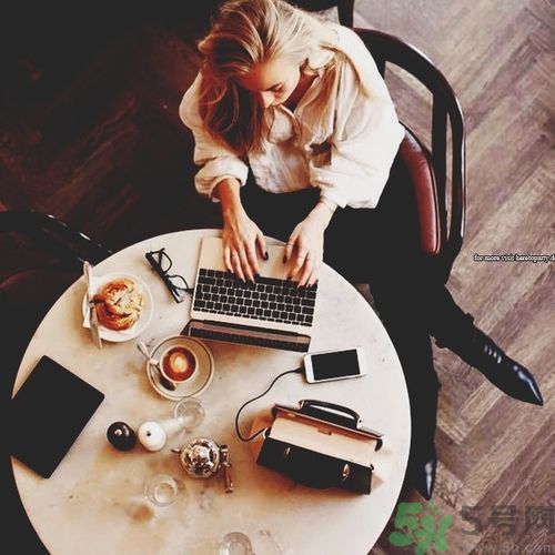 怎么讓頭發(fā)長得快?一周快速增長方法 怎么讓頭發(fā)長得快?一周快速增長方法