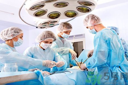 男性為什么會(huì)出現(xiàn)包莖?包莖過長要做手術(shù)嗎?