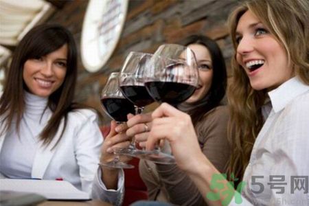 腸胃不好喝紅酒可以嗎?腸胃不好喝紅酒有什么問題 腸胃不好喝紅酒可以嗎?腸胃不好喝紅酒有什么問題