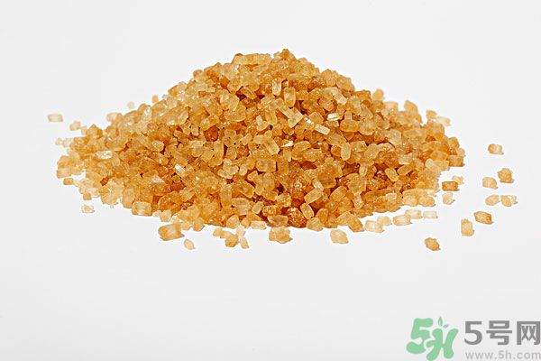 紅糖和山楂能一吃嗎？紅糖和山楂煮水喝有什么好處？