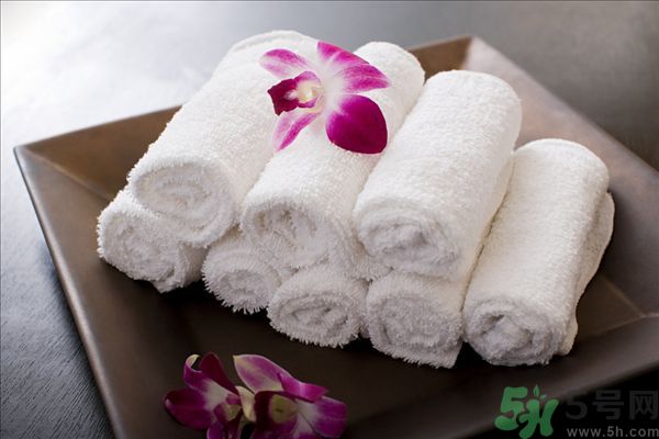 浴巾多久洗一次好？洗澡毛巾怎么洗干凈？