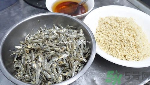 小魚干怎么炒好吃？蜜汁小魚干的做法