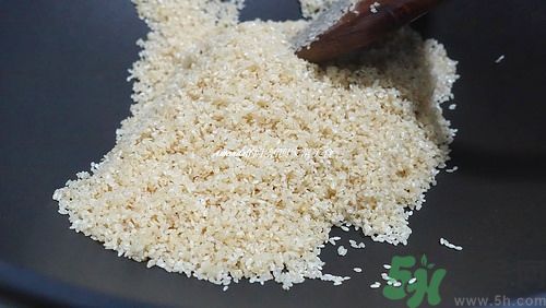 小魚干怎么炒好吃？蜜汁小魚干的做法