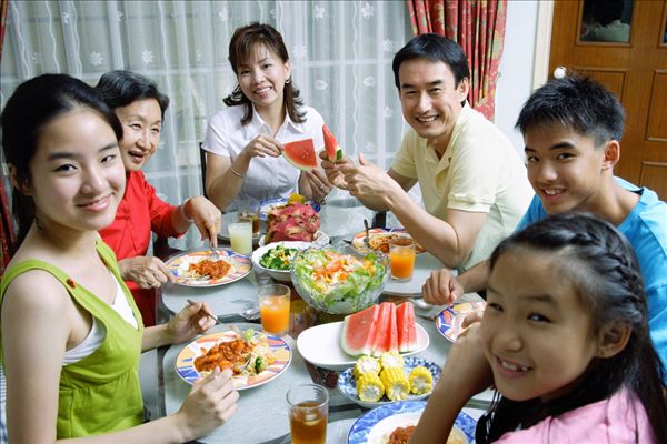 為什么我13歲腋下長(zhǎng)毛了還有狐臭？13歲長(zhǎng)腋毛有狐臭怎么辦？