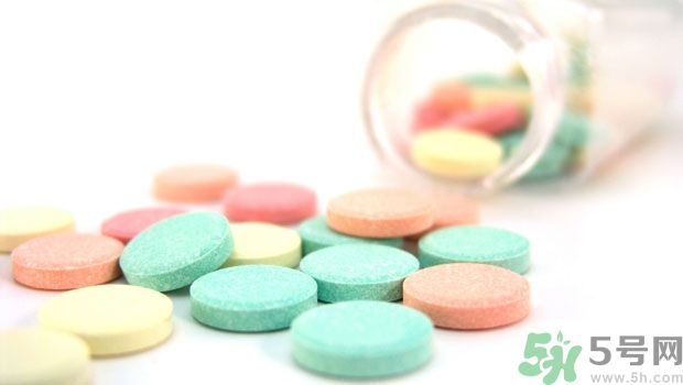 胃藥是飯前吃好還是飯后吃好？胃藥是痛的時候吃嗎？