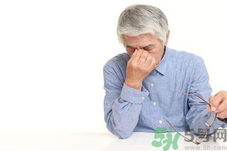 白內(nèi)障可以治愈嗎？白內(nèi)障癥狀有哪些？