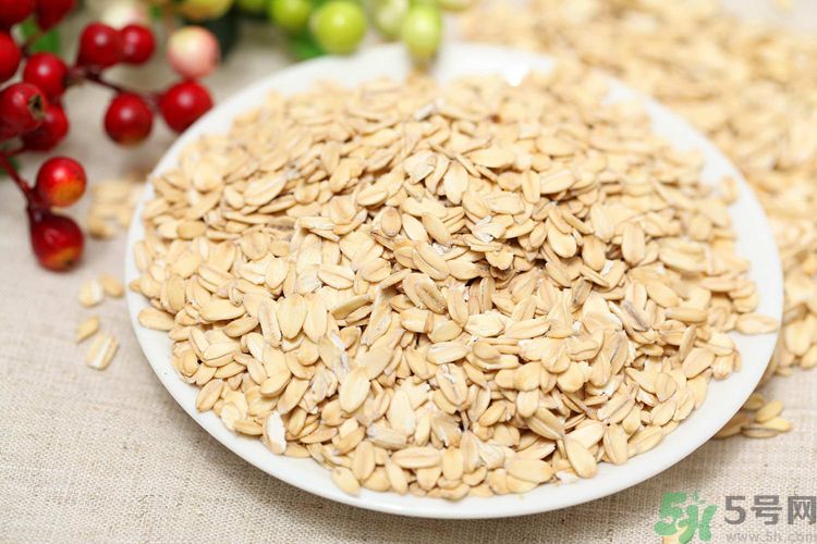 紅糖可以和燕麥一起吃嗎？燕麥片和紅糖吃起來什么好處？