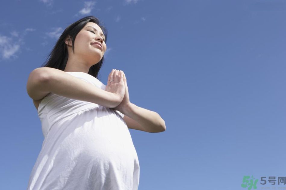 懷孕初期有些出血 懷孕10月注意事項有哪些？