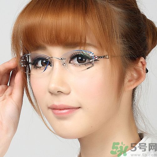 眼睛近視越來越嚴(yán)重 怎么樣才能恢復(fù)視力呢？