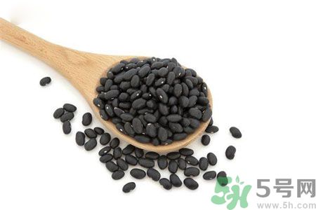 吃什么可以長黑頭發(fā)?長黑頭發(fā)的方法 吃什么可以長黑頭發(fā)?長黑頭發(fā)的方法