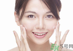 如何預(yù)防春季皮膚過(guò)敏?春天女性如何保養(yǎng)皮膚?.png 如何預(yù)防春季皮膚過(guò)敏?春天女性如何保養(yǎng)皮膚?.png