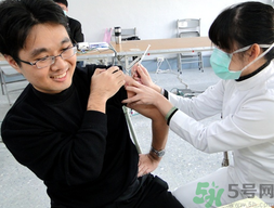 黃熱病疫苗在哪里打?打黃熱病疫苗有什么注意事項? 黃熱病疫苗在哪里打?打黃熱病疫苗有什么注意事項?