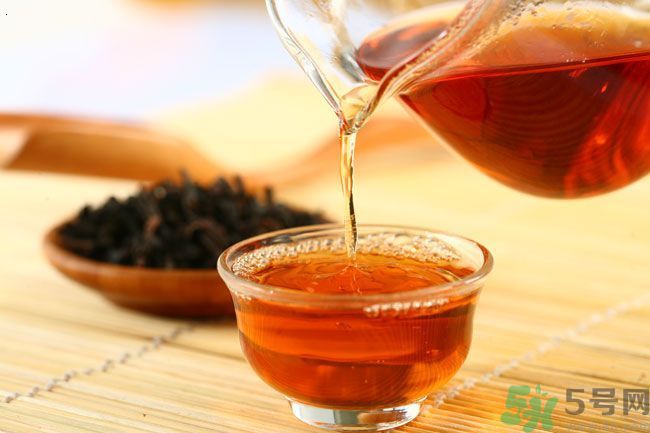 春天喝紅茶好不好？春天喝紅茶還是喝綠茶好呢？