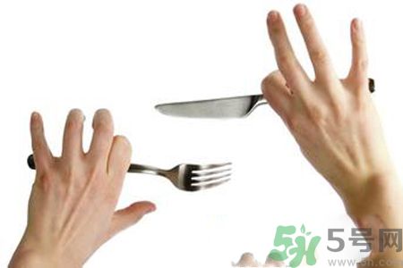 吃西餐刀叉怎么拿？吃西餐的正確方法是什么？