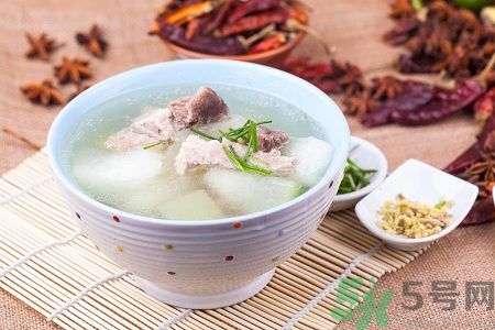 孕婦水腫怎么消除？孕婦水腫喝冬瓜排骨湯有效果嗎？