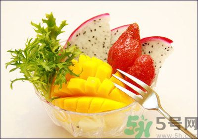 剖腹產(chǎn)后能吃蘋果嗎？剖腹產(chǎn)后能吃什么水果？