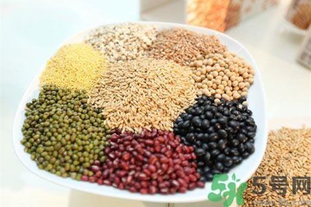 半夜腳抽筋是什么原因？半夜腳抽筋怎么緩解痛疼？