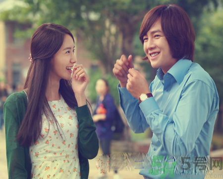 怎么和男生搭訕？和男生搭訕的技巧有哪些？