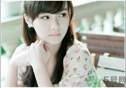 求職因單身被拒 單身汪受到一萬點(diǎn)傷害？