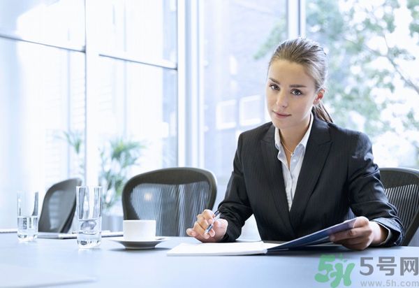 職場新人不能有的心理是什么？職場中新人應該注意些什么呢?