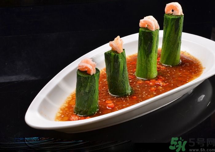 菠菜可以喝豆腐一起吃嗎？菠菜可以喝蝦一起吃嗎？