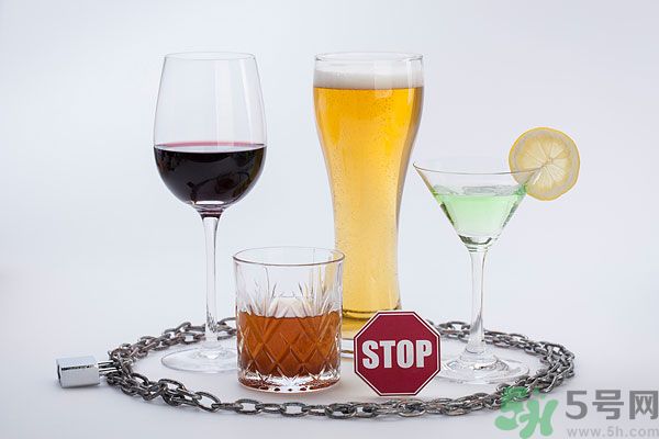 12歲能喝雞尾酒嗎？12歲喝雞尾酒好嗎？