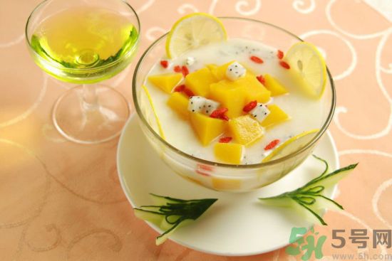 每天只喝水可以快速減肥嗎？快速減肥的方法有哪些？