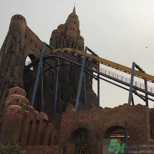 北京過山車懸掛高空 出門游玩注意事項(xiàng)有哪些？