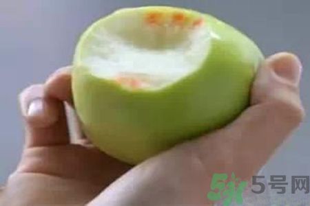 牙齦出血是怎么回事？牙齦出血怎么辦？