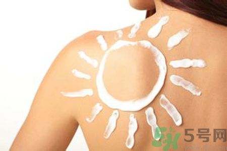 什么防曬霜效果好？怎么挑防曬霜？